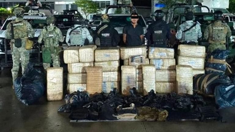 Aseguran más de media tonelada de droga en Tabasco