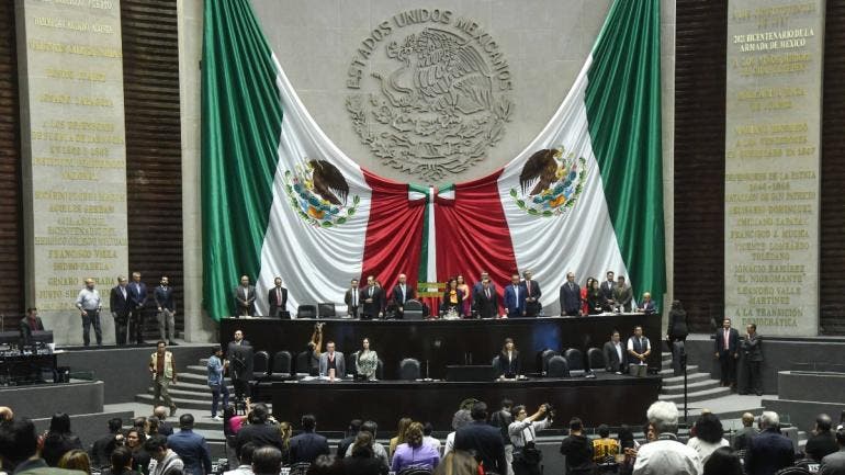avalan diputados ley amparo.jpg