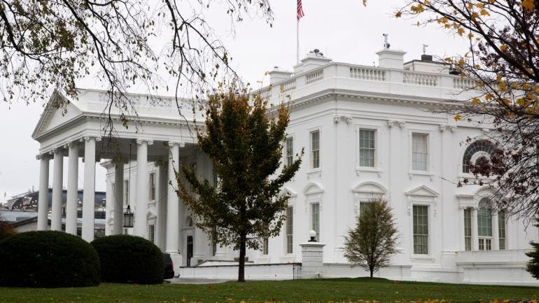 bromea Casa Blanca cierre gobierno.jpg