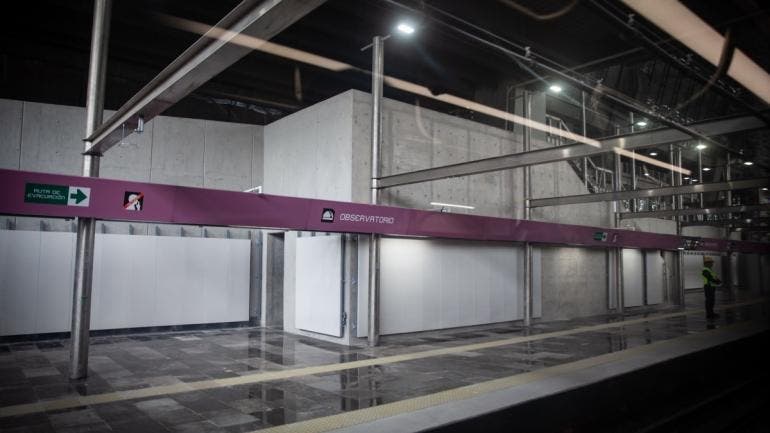 cerrara temprano Linea 1 Metro.jpg