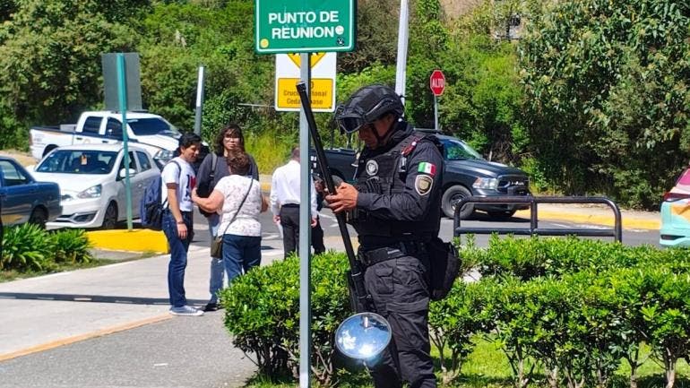 desalojan UAM Cuajimalpa falsa alerta bomba.jpg