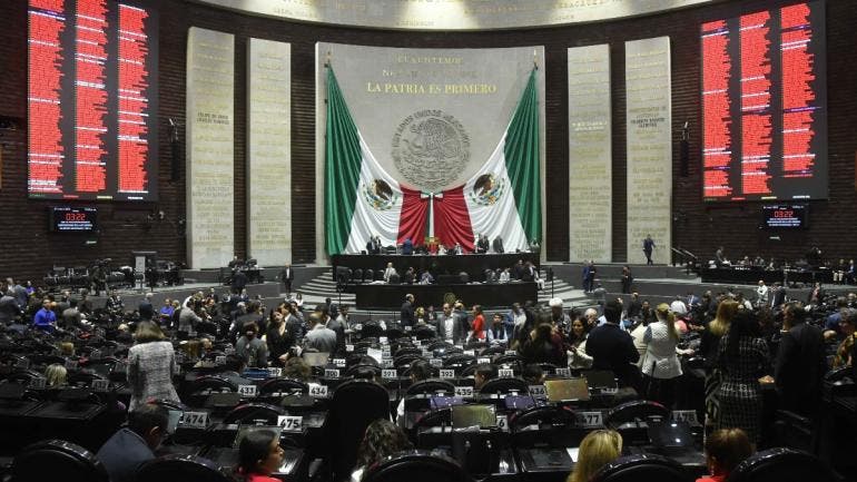 eliminan diputados transitorio retroactividad ley amparo.jpg