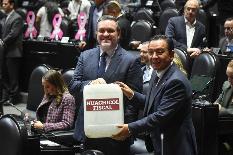 Huachicol fiscal 3