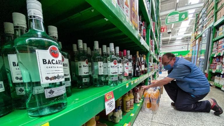 Durante este periodo, quedará prohibida la venta y consumo de bebidas alcohólicas en todos los establecimientos mercantiles 