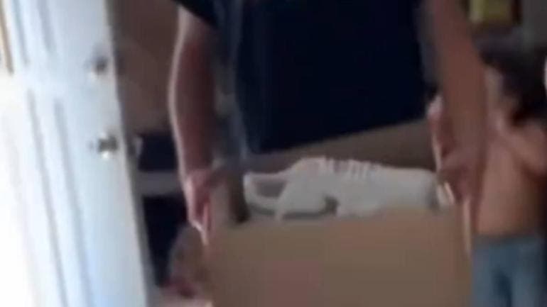 Niño amenaza a papá