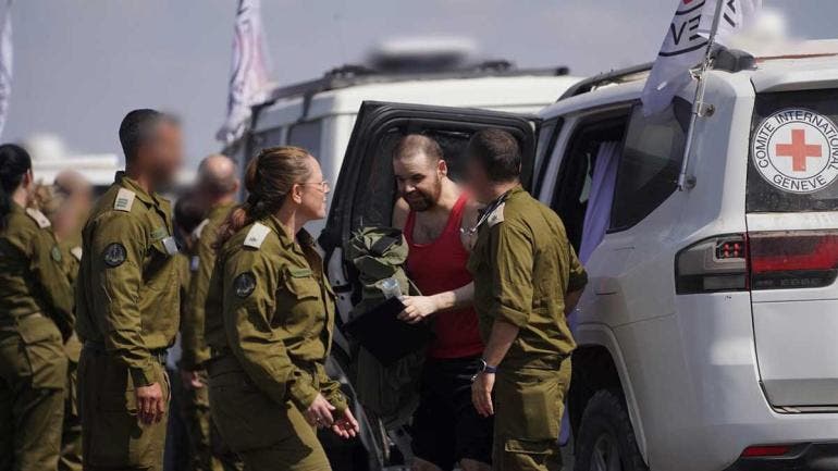 Hamás liberó a 13 rehenes israelíes vivos