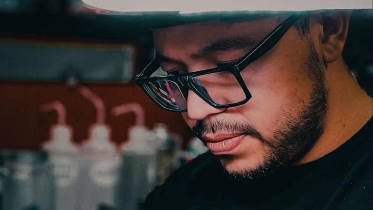 El tatuador más buscado de México llega a Tampa: ¿Qué podemos esperar?