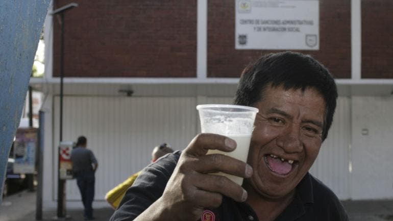 “El Torito” cuenta con capacidad para 124 personas, distribuidas en áreas para hombres y mujeres.