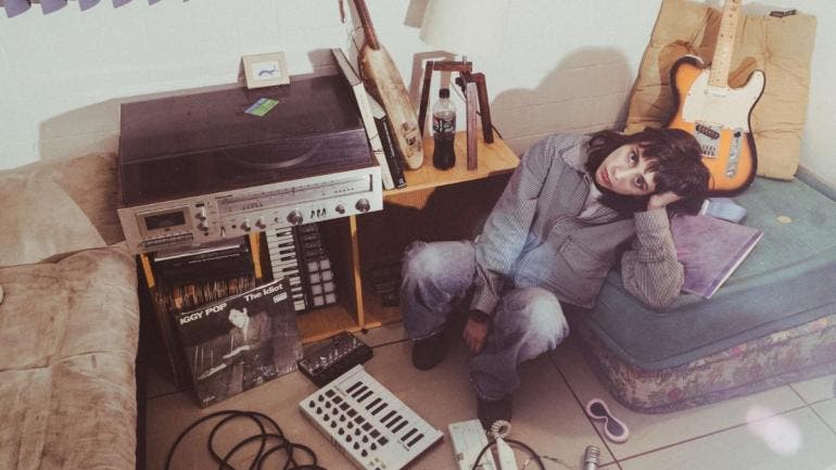 Angie Monroy & The Delirium