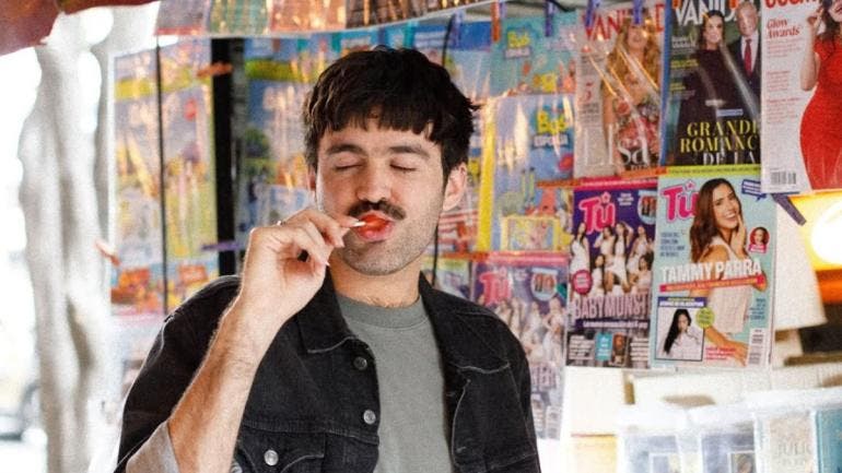  Benjamín Walker regresa a México: Anuncia gira íntima para cerrar el ciclo de LIBRE 