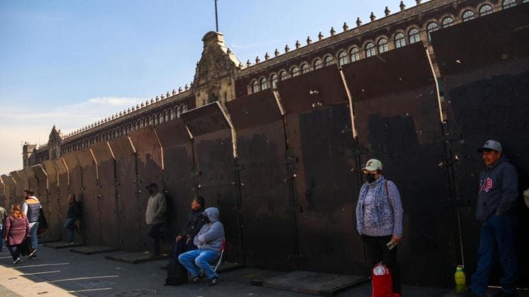 Blindan Palacio Nacional