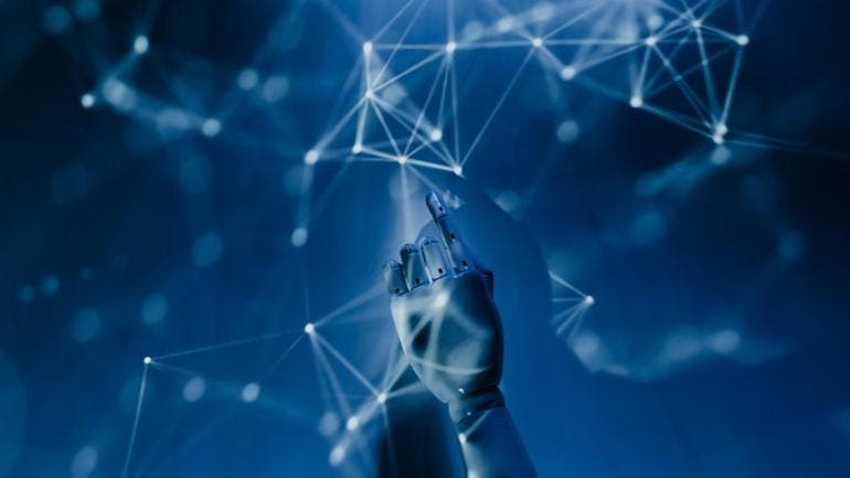 Por su parte, Clara Brugada Molina celebró la instalación del centro en la alcaldía Tláhuac y destacó la relevancia de "democratizar" el acceso al conocimiento tecnológico.