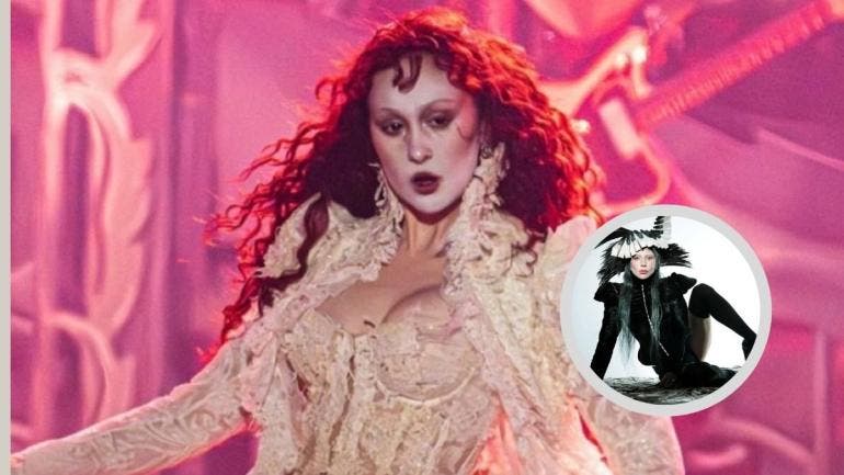 Chappell Roan deslumbró en Corona Capital con un vestido Alexander McQueen: ¡Un momento icónico en la CDMX