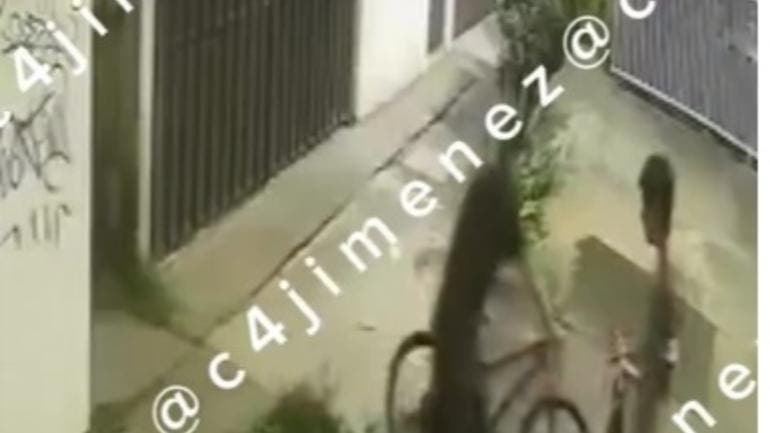 ladron roba menor CTM Culhuacan desnudo.jpg