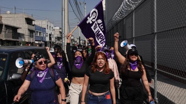 avala Congreso CDMX reformas violencia genero.jpg