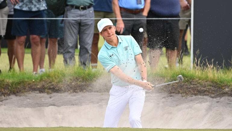 Ortiz, de 34 años, firmó una tarjeta de 66 golpes, impulsado por un eagle en el hoyo 3 y tres birdies en los hoyos 10, 14 y 17 en el campo del Royal Melbourne