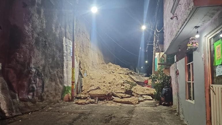 deslizamiento tierra Acuilotla.jpg