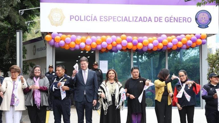 inauguran Policia Especializada Genero Brugada.jpg