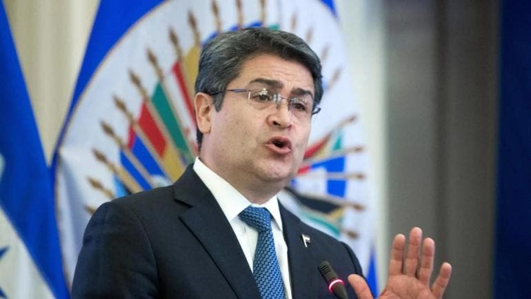 Juan Orlando Hernandez agradece Trump.jpg