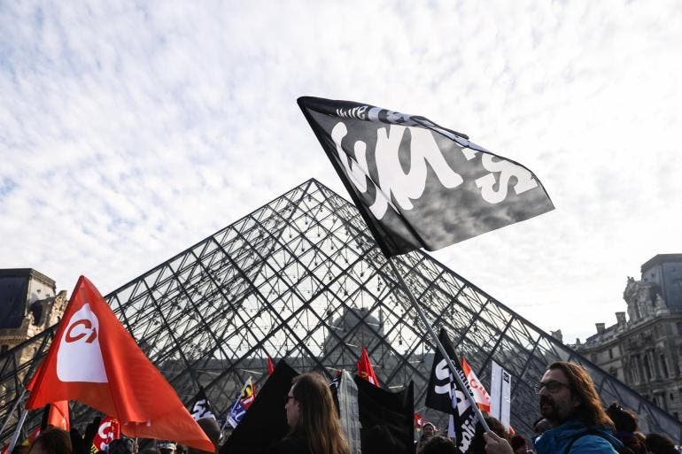 Louvre huelga 3