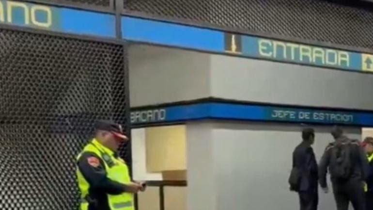 muere hombre Metro Chabacano.jpg