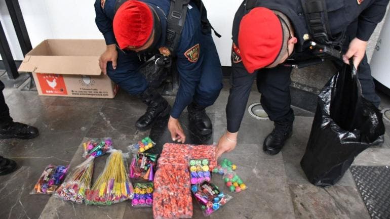 Las autoridades informaron que se instalarán puntos de revisión prioritarios en estaciones identificadas con mayor incidencia de ingreso de pirotecnia.