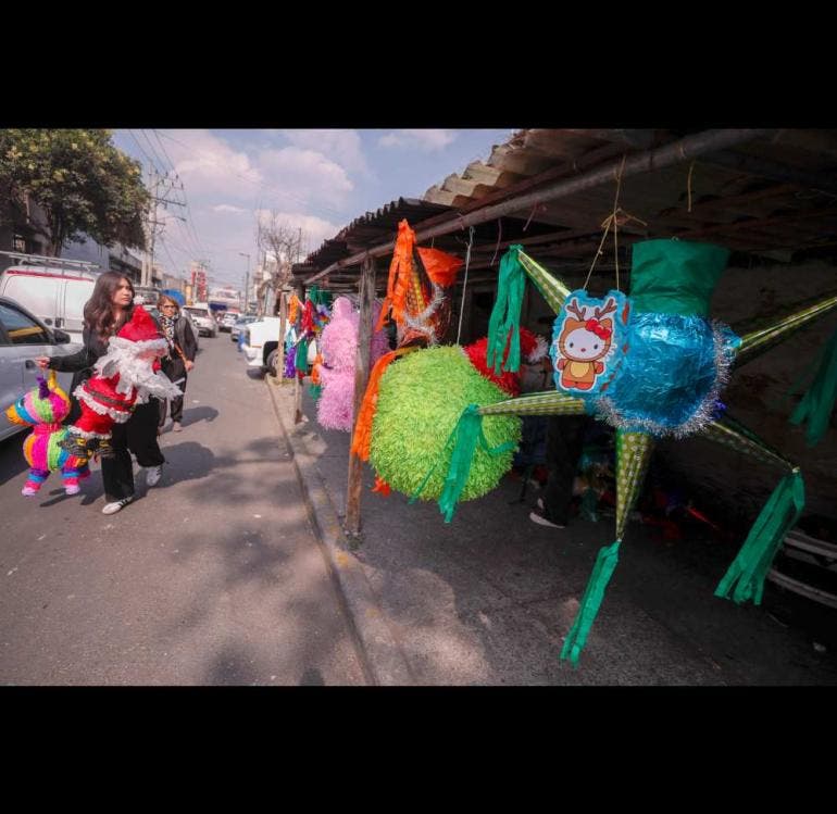 Piñatas navideñas