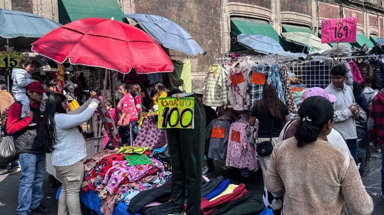 reubicaran ambulantes CDMX 28 plazas.jpg