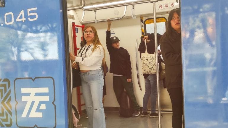 aplazan huelga Cablebus Tren Ligero Trolebus.jpg