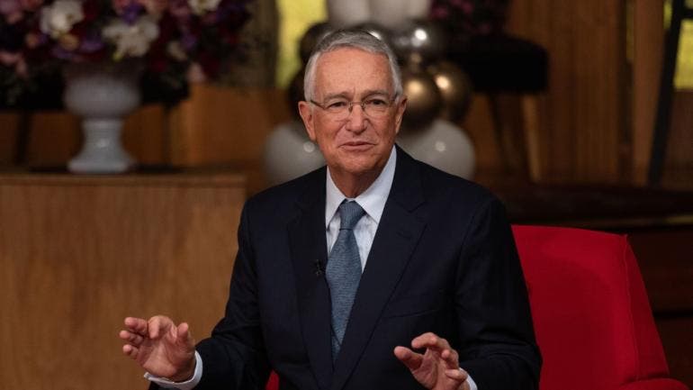 busca Grupo Salinas liquidar deuda SAT.jpg