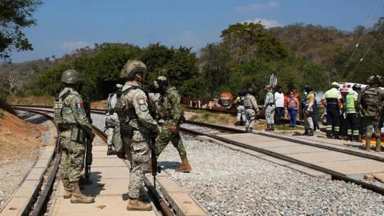 culpa FGR exceso velocidad descarrilamiento Tren Interoceanico.jpg