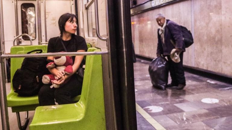 La medida se aplica con motivo de la conmemoración de la Promulgación de la Constitución Política de los Estados Unidos Mexicanos, ocurrida el 5 de febrero de 1917.