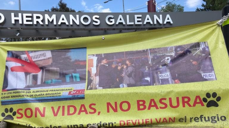 piden activistas no romper dialogo Refugio Franciscano.jpg