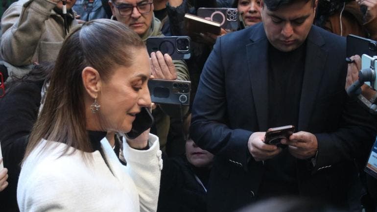 Sheinbaum tiene algo miedo carteles Trump.jpg