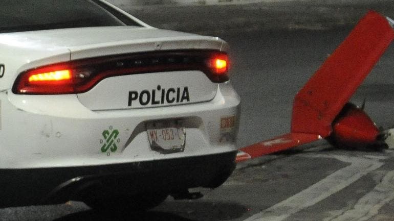 detienen dos hombres El Paraiso Iztapalapa.jpg