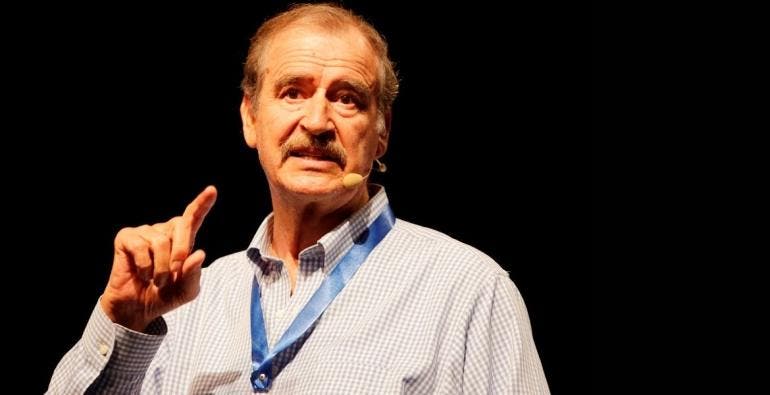 Vicente Fox debuta como comediante en la serie de sketches 'Backdoor'
