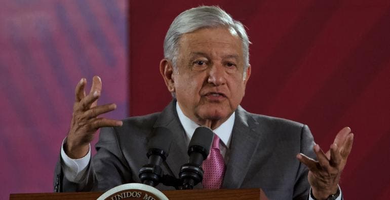 Destitución de Winckler como fiscal de Veracruz se debe a errores del pasado: AMLO