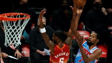 Kevin Durant y Kyrie Irving pidieron llegada de James Harden a Nets