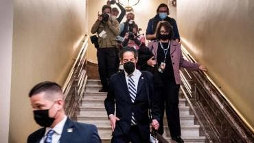 Legisladores demócratas en el tercer día del juicio a Donald Trump (EFE)