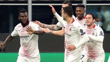 Milan evita la sorpresa y sufre para eliminar al Estrella Roja