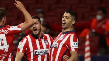 Atlético da voltereta al Athletic y amplía distancia en la cima