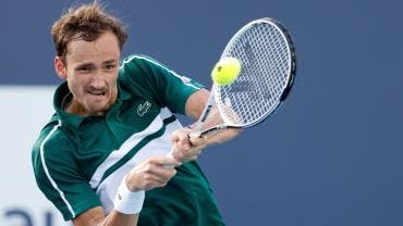 Daniil Medvedev enfrentará a Roberto Bautista en cuartos de Miami