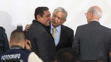 Félix Salgado Macedonio con el presidente Andrés Manuel López Obrador (Cuartoscuro)