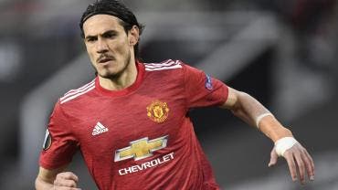 Manchester United culmina su pase a la semifinal con gol de Cavani