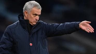 Mourinho se va de Tottenham y es el primer DT cesado de la Superliga