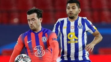 ‘Tecatito’ Corona falla y Porto pierde ante Chelsea en ida de cuartos