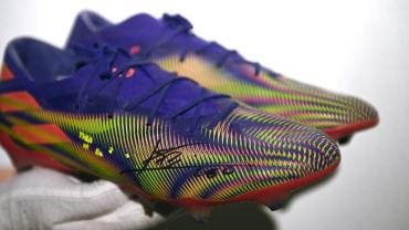 Tenis Messi