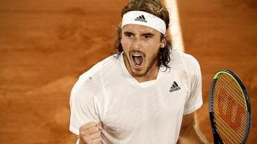 Tsitipas acaba con Medvedev y va a su segunda semifinal en Roland Garros