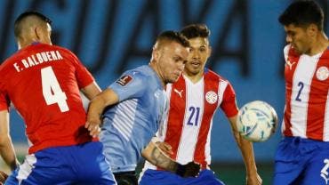 Uruguay empata ante Paraguay y cede dos puntos más en el Centenario