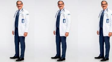 Arath de la Torre como el Dr. Cándido Pérez 